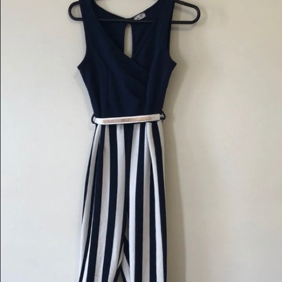 Blue & white jumpsuit - Picture 6 of 6